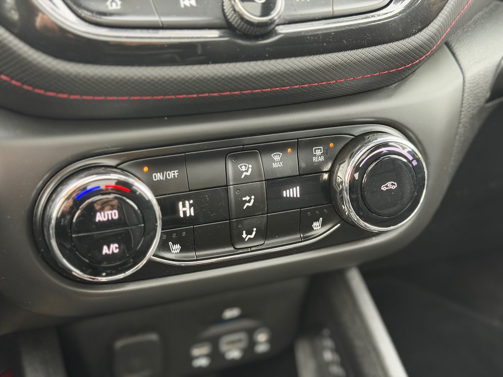 2022 Chevrolet Trailblazer RS Toit Panoramique AWD in Terrebonne, Quebec - 21 - w1024h768px