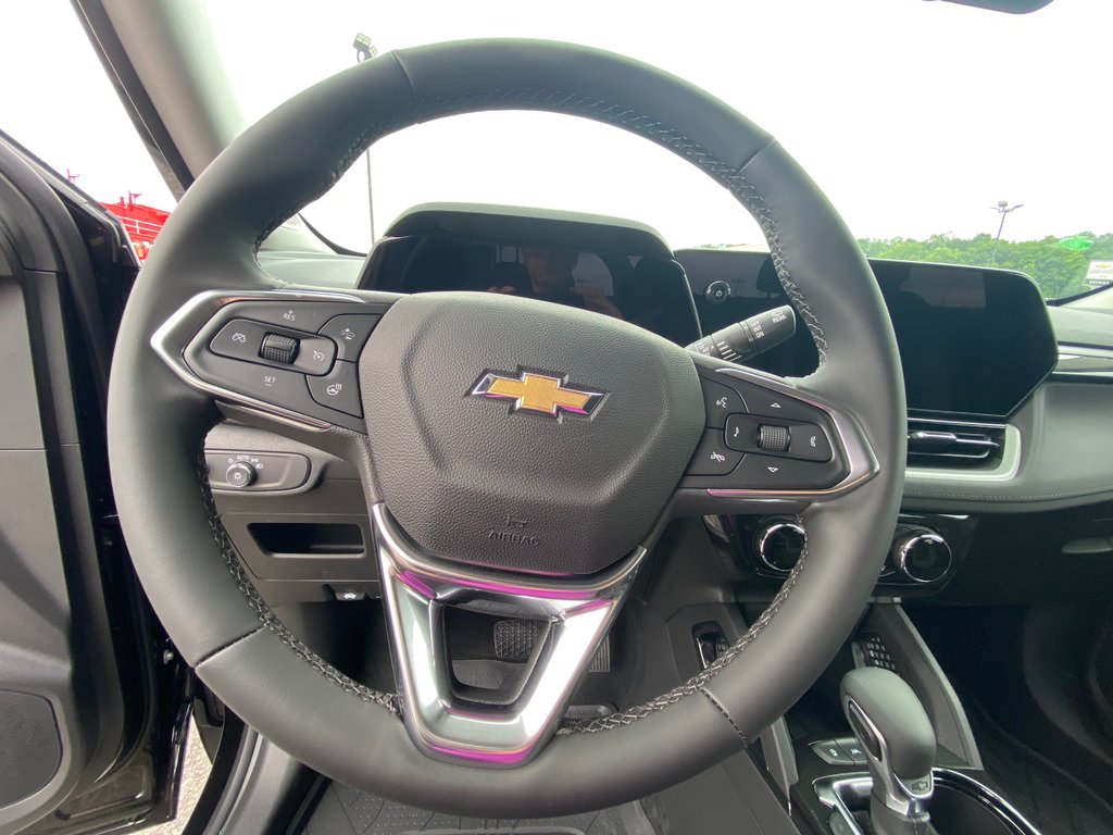 2024 Chevrolet Trailblazer LT in Terrebonne, Quebec - 12 - w1024h768px