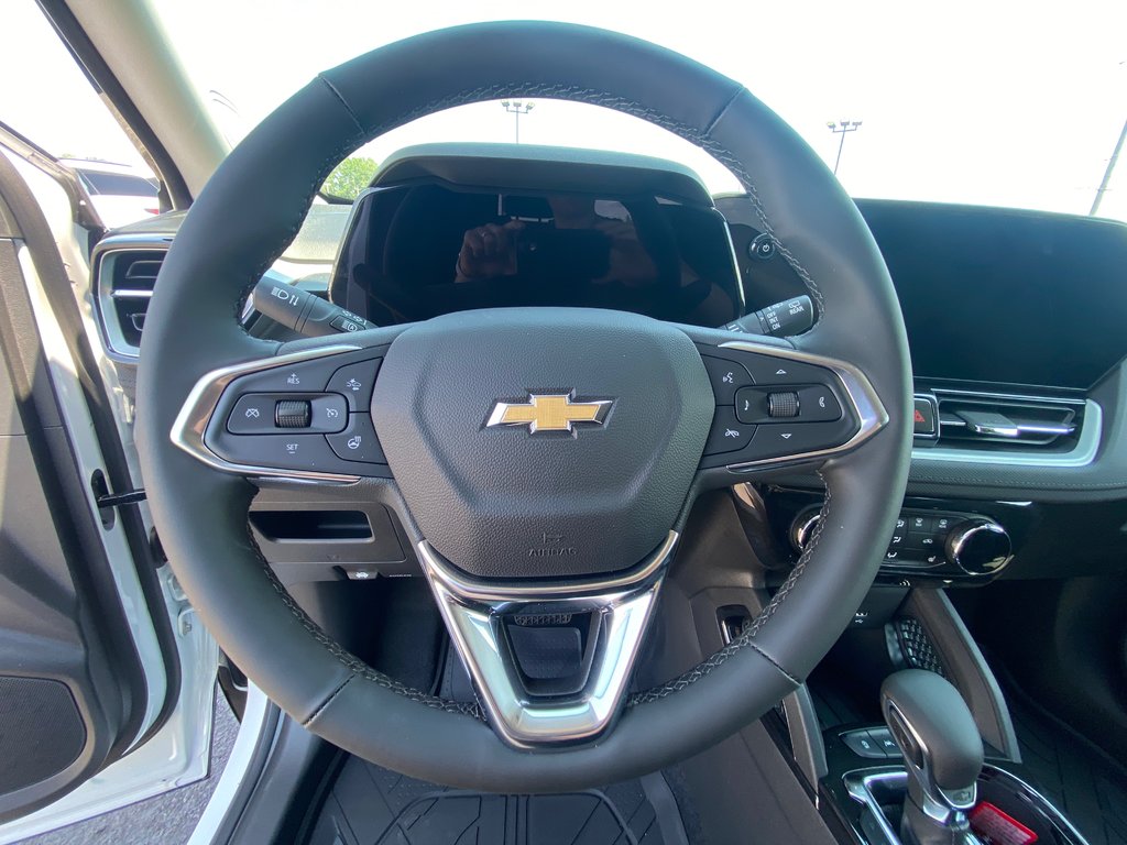 2024 Chevrolet Trailblazer LT in Terrebonne, Quebec - 11 - w1024h768px