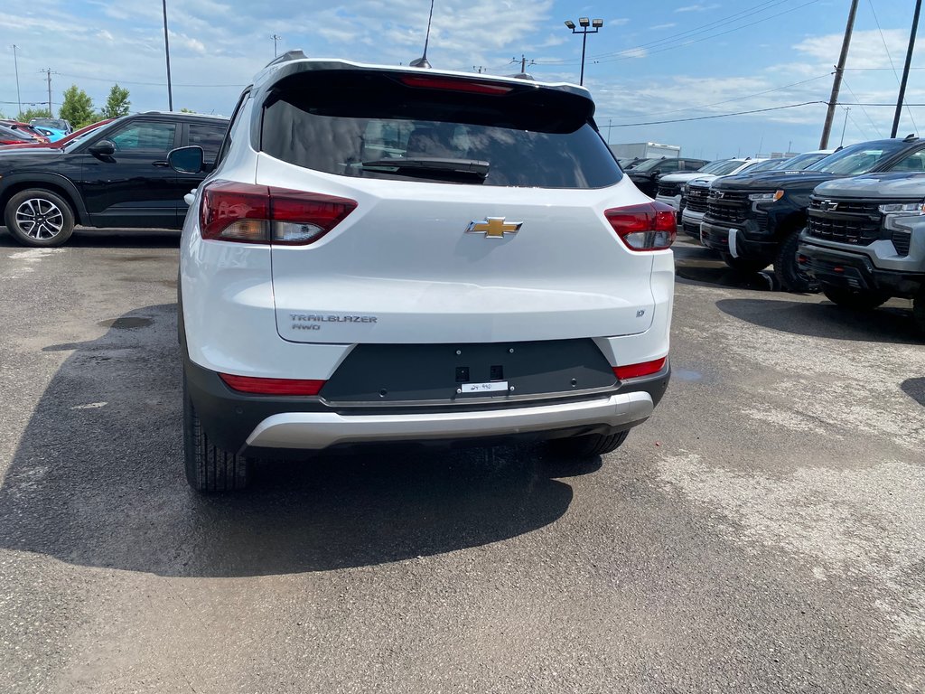 2024 Chevrolet Trailblazer LT in Terrebonne, Quebec - 6 - w1024h768px