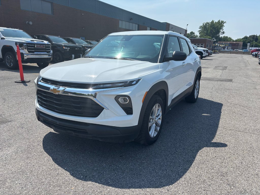 Chevrolet Trailblazer  2024 à Montréal, Québec - 3 - w1024h768px
