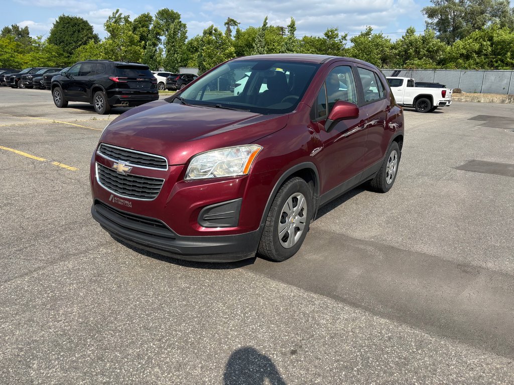 Chevrolet Trax LS 2015 à Montréal, Québec - 3 - w1024h768px