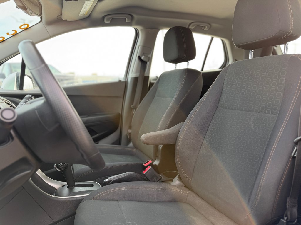Chevrolet Trax LS AWD Air Climatisé 2017 à Terrebonne, Québec - 9 - w1024h768px