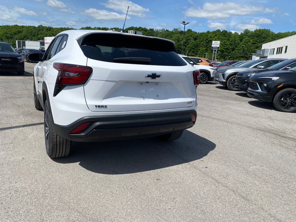 2025 Chevrolet Trax 1RS in Terrebonne, Quebec - 6 - w1024h768px