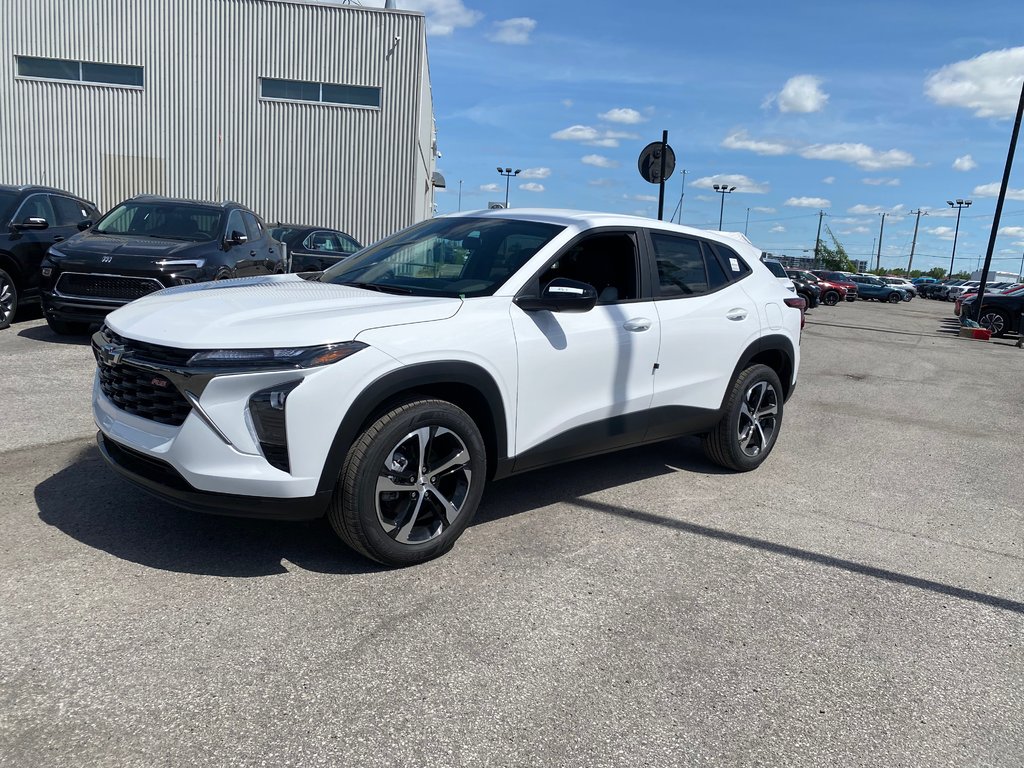 2025 Chevrolet Trax 1RS in Terrebonne, Quebec - 3 - w1024h768px