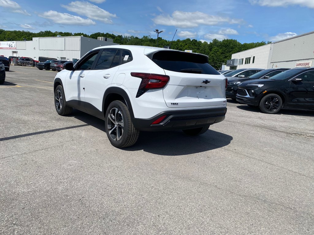 2025 Chevrolet Trax 1RS in Terrebonne, Quebec - 5 - w1024h768px