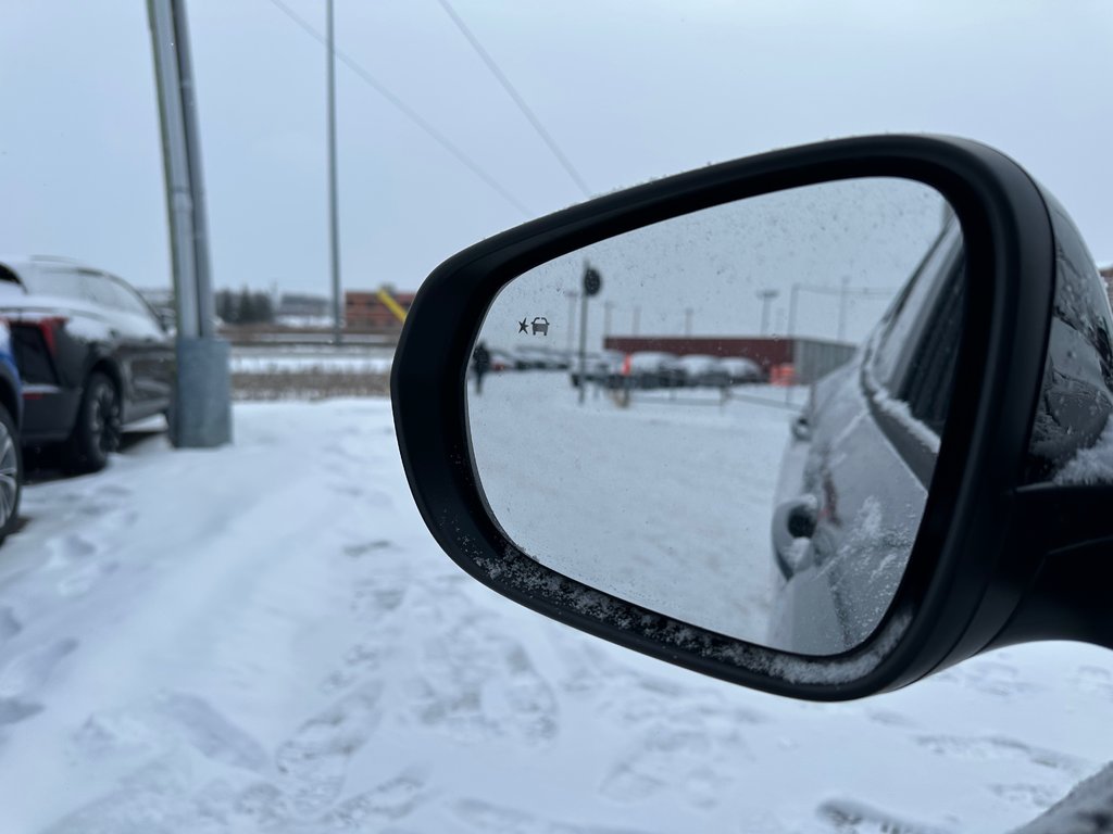 2025 Chevrolet Trax 1RS in Terrebonne, Quebec - 29 - w1024h768px