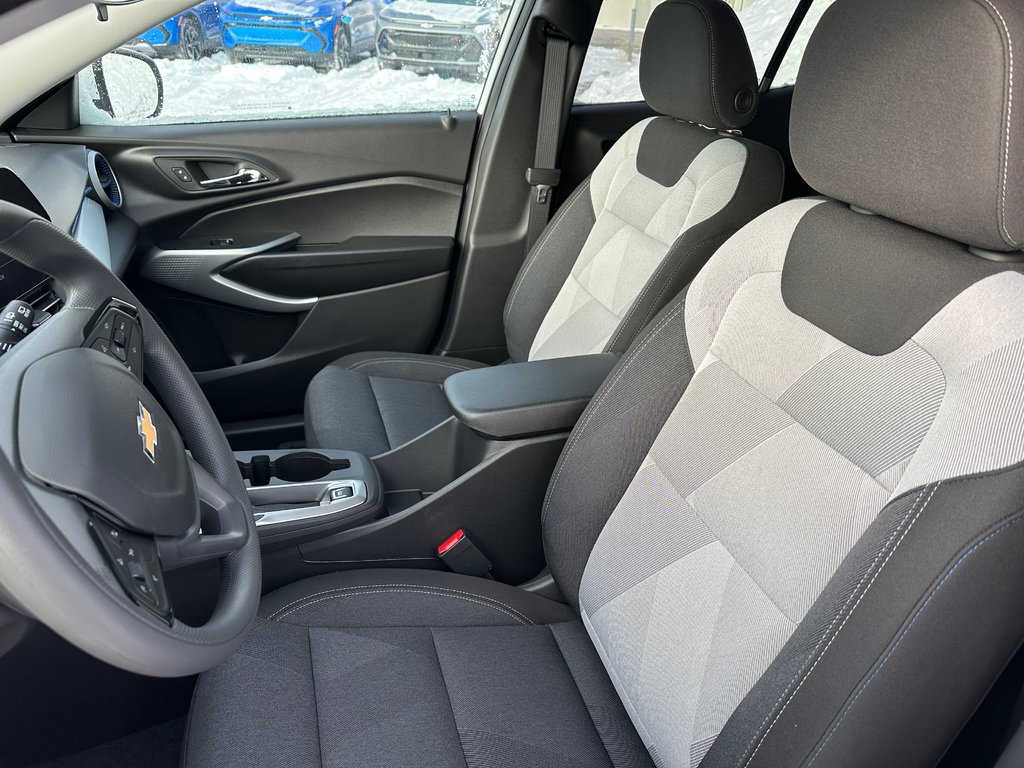 Chevrolet Trax LS 2025 à Terrebonne, Québec - 7 - w1024h768px