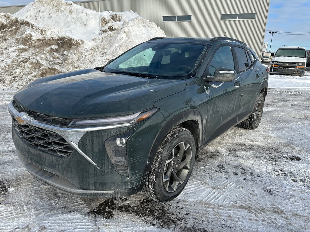 2025 Chevrolet Trax LT in Terrebonne, Quebec - 3 - w1024h768px