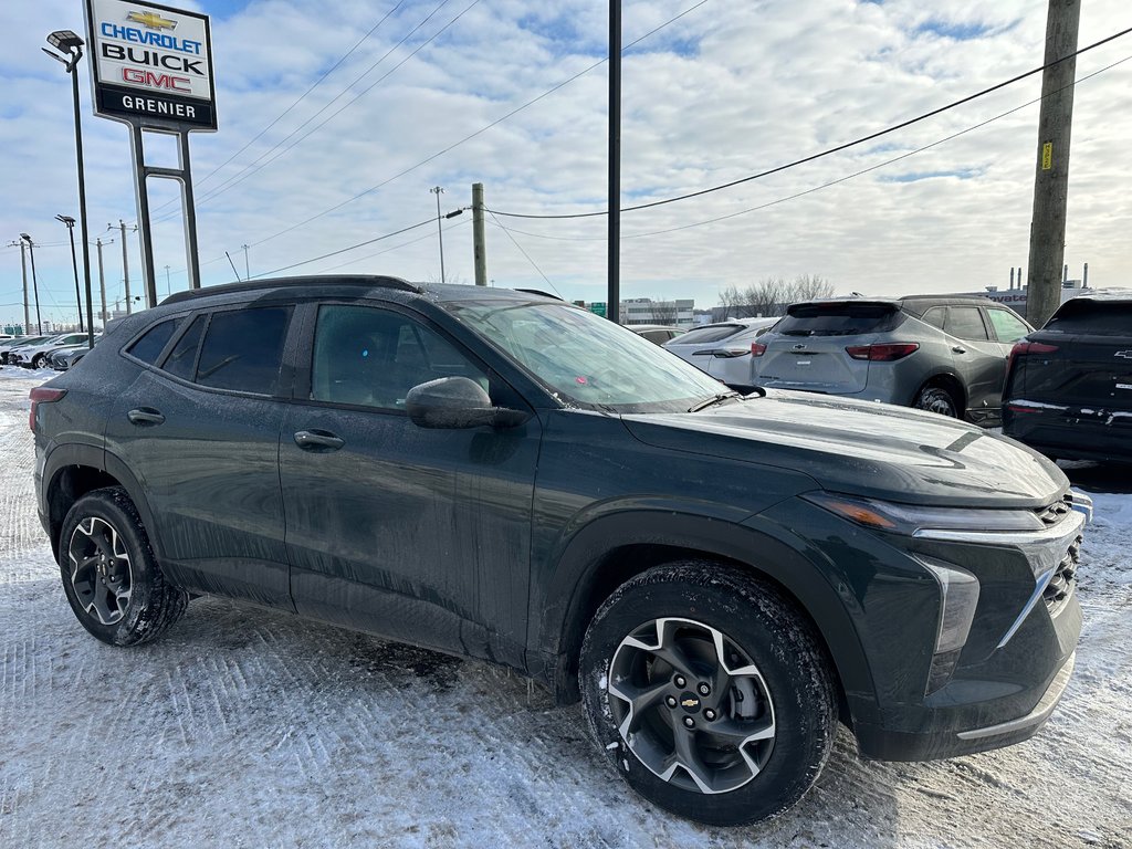 2025 Chevrolet Trax LT in Terrebonne, Quebec - 1 - w1024h768px