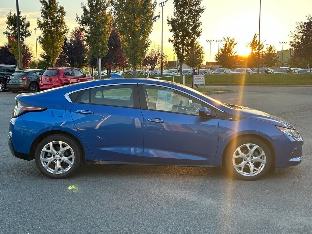 2018 Chevrolet Volt Premier, BAS KM, CUIR in Boucherville, Quebec - 15 - w1024h768px