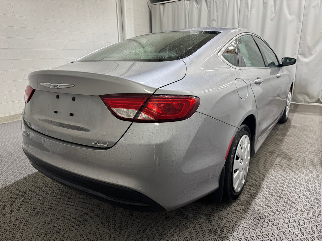 2016 Chrysler 200 LX Air Climatisé Groupe Électrique in Terrebonne, Quebec - 8 - w1024h768px