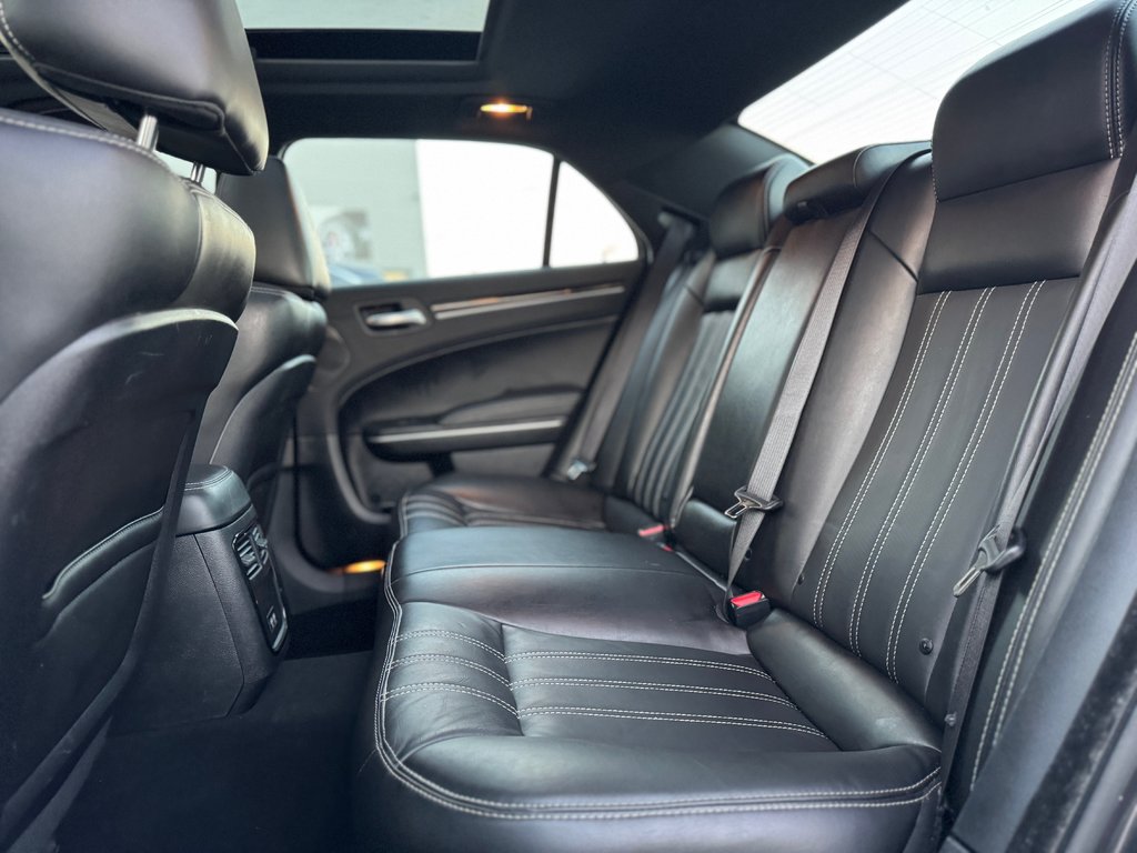 Chrysler 300 300S Toit Ouvrant Cuir Navigation 2022 à Terrebonne, Québec - 25 - w1024h768px