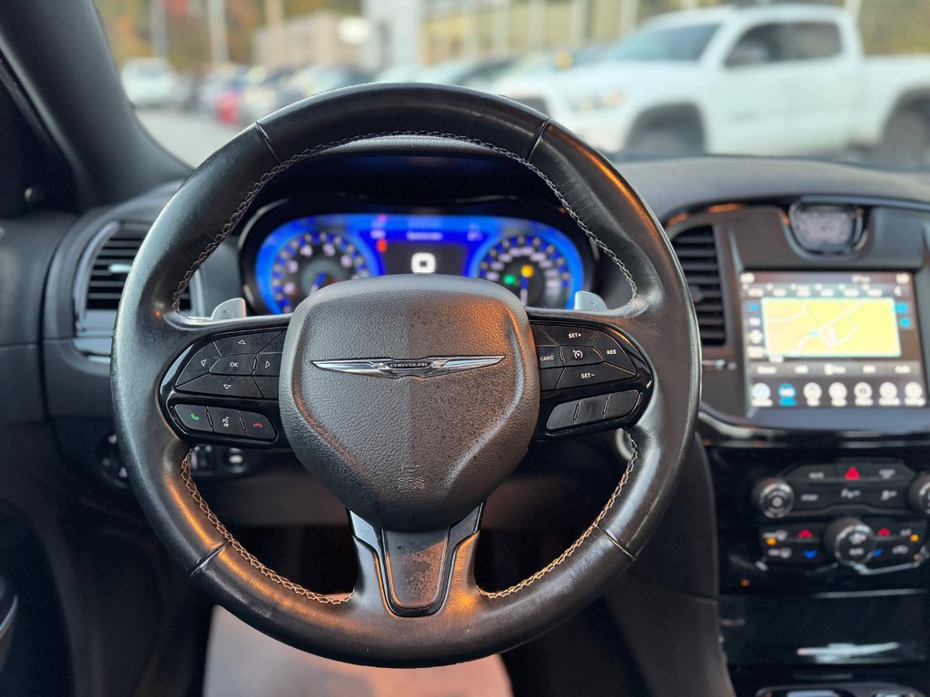 Chrysler 300 300S Toit Ouvrant Cuir Navigation 2022 à Terrebonne, Québec - 22 - w1024h768px