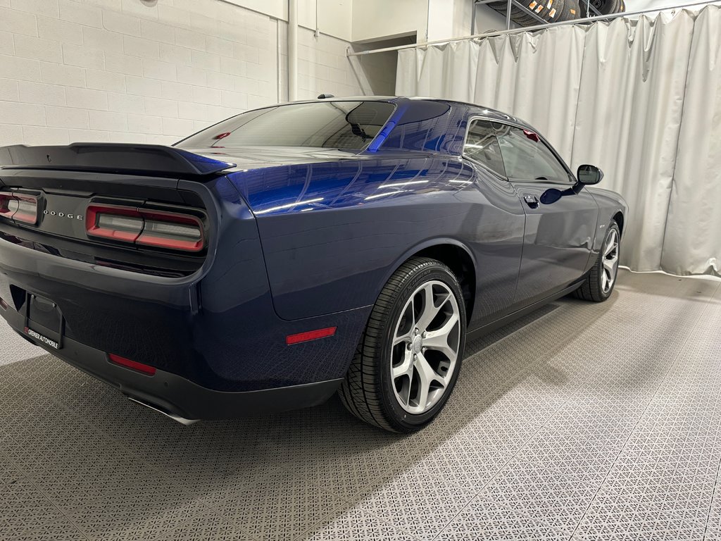 Dodge Challenger R/T 5.7L HEMI Manuelle Navigation Cuir 2016 à Terrebonne, Québec - 8 - w1024h768px