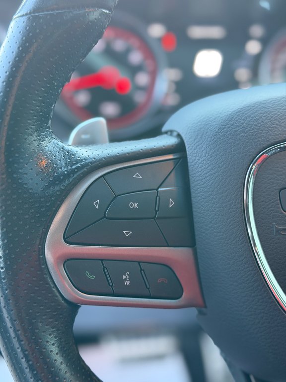 Dodge Charger Scat Pack 392 Bas Kilométrage Intérieur Rouge 2022 à Terrebonne, Québec - 13 - w1024h768px