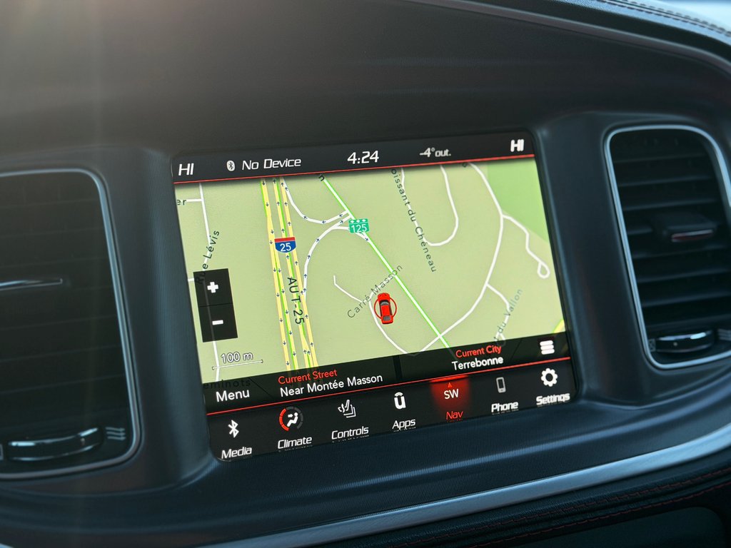 Dodge Charger Scat Pack 392 Bas Kilométrage Intérieur Rouge 2022 à Terrebonne, Québec - 17 - w1024h768px