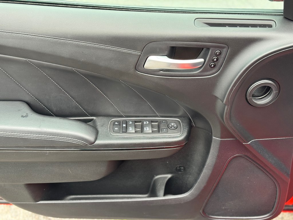 Dodge Charger GT BLACKTOP AWD CAMÉRA SIÈGES CHAUFF 2023 à Terrebonne, Québec - 8 - w1024h768px