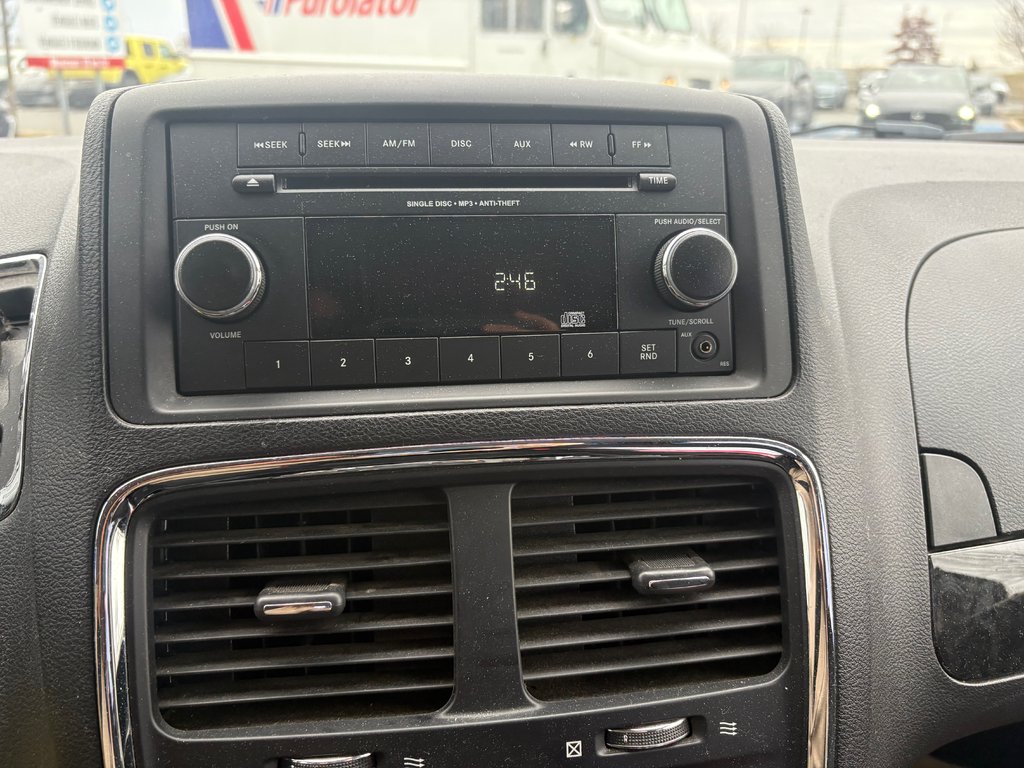 Dodge Grand Caravan 7 PASSAGERS TRÈS BAS KM 2015 à Boucherville, Québec - 14 - w1024h768px