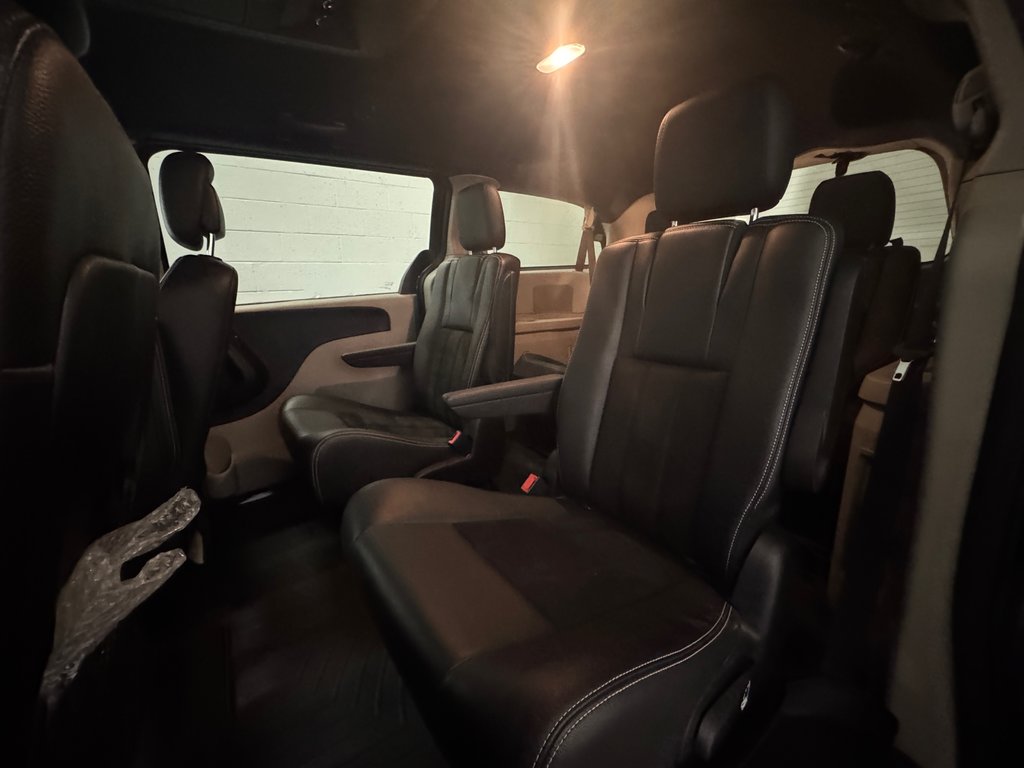 Dodge Grand Caravan SXT Premium Plus Bas Kilométrage 2019 à Terrebonne, Québec - 23 - w1024h768px