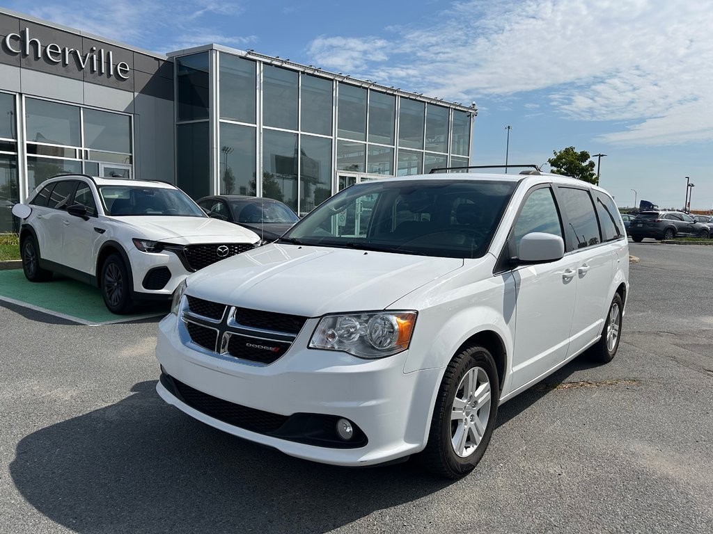 Dodge Grand Caravan Crew Plus, CUIR, DVD, BAS KM 2020 à Boucherville, Québec - 1 - w1024h768px