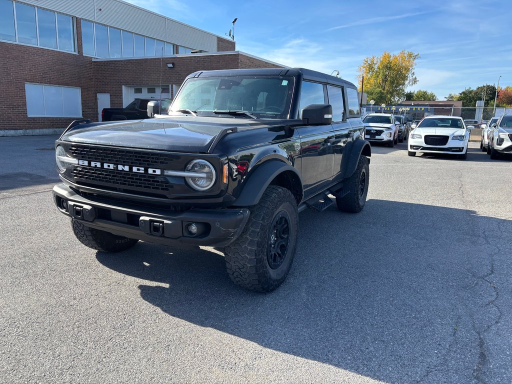 2023 Ford Bronco in Montreal, Quebec - 3 - w1024h768px