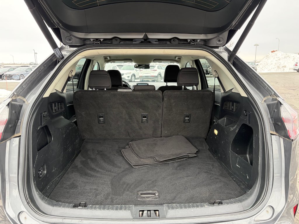 Ford Edge SEL SIÈGES CHAUFFANTS CAR PLAY JAMAIS ACCIDENTÉ 2021 à Boucherville, Québec - 13 - w1024h768px