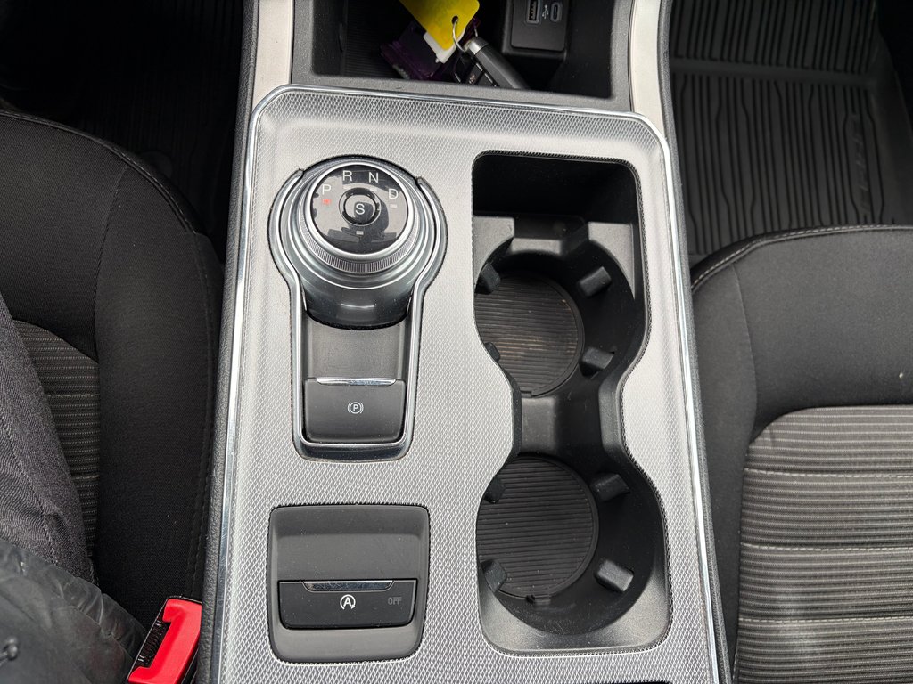 Ford Edge SEL SIÈGES CHAUFFANTS CAR PLAY JAMAIS ACCIDENTÉ 2021 à Boucherville, Québec - 18 - w1024h768px