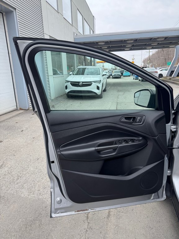 Ford Escape S Caméra De Recul * Bas Kilométrage * 2019 à Terrebonne, Québec - 8 - w1024h768px