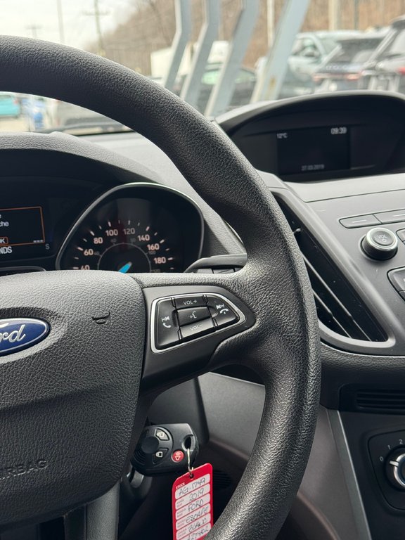 Ford Escape S Caméra De Recul * Bas Kilométrage * 2019 à Terrebonne, Québec - 17 - w1024h768px
