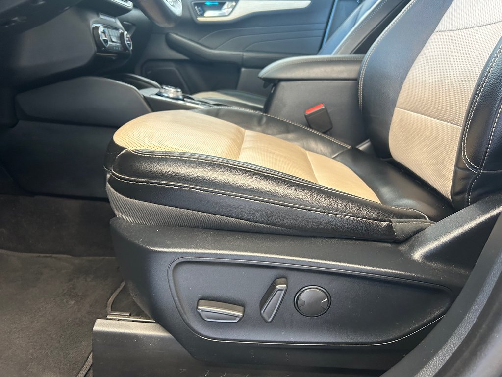 Ford Escape TITANIUM PLUG IN HYBRIDE 2021 à Boucherville, Québec - 16 - w1024h768px