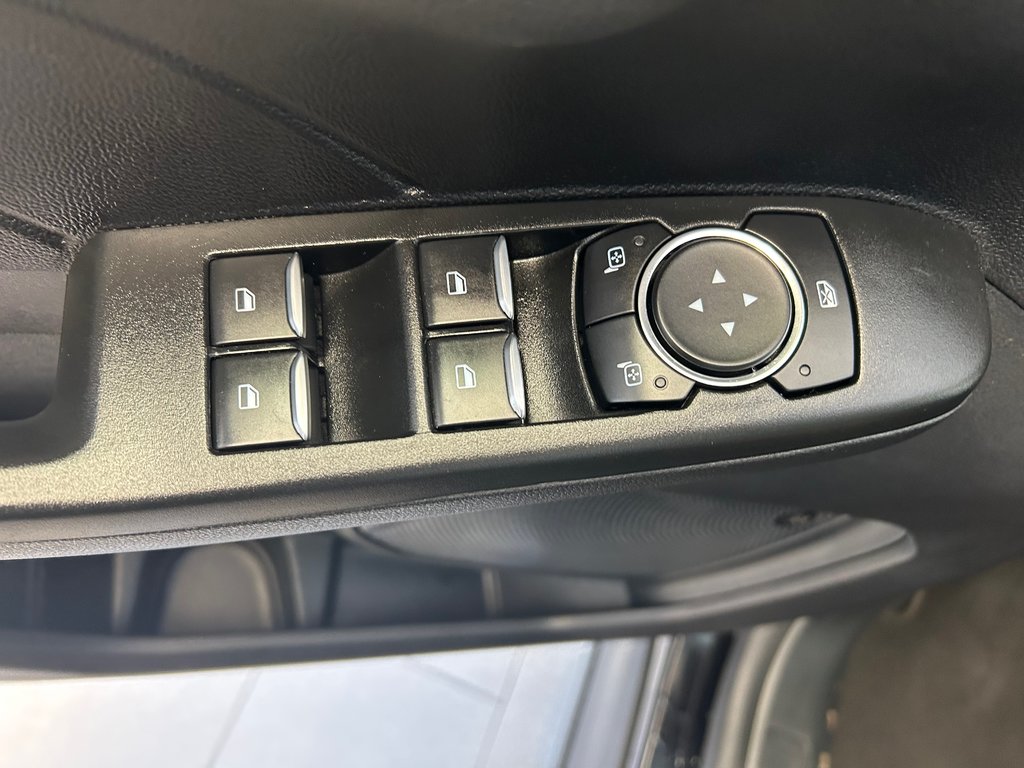 Ford Escape TITANIUM PLUG IN HYBRIDE 2021 à Boucherville, Québec - 20 - w1024h768px