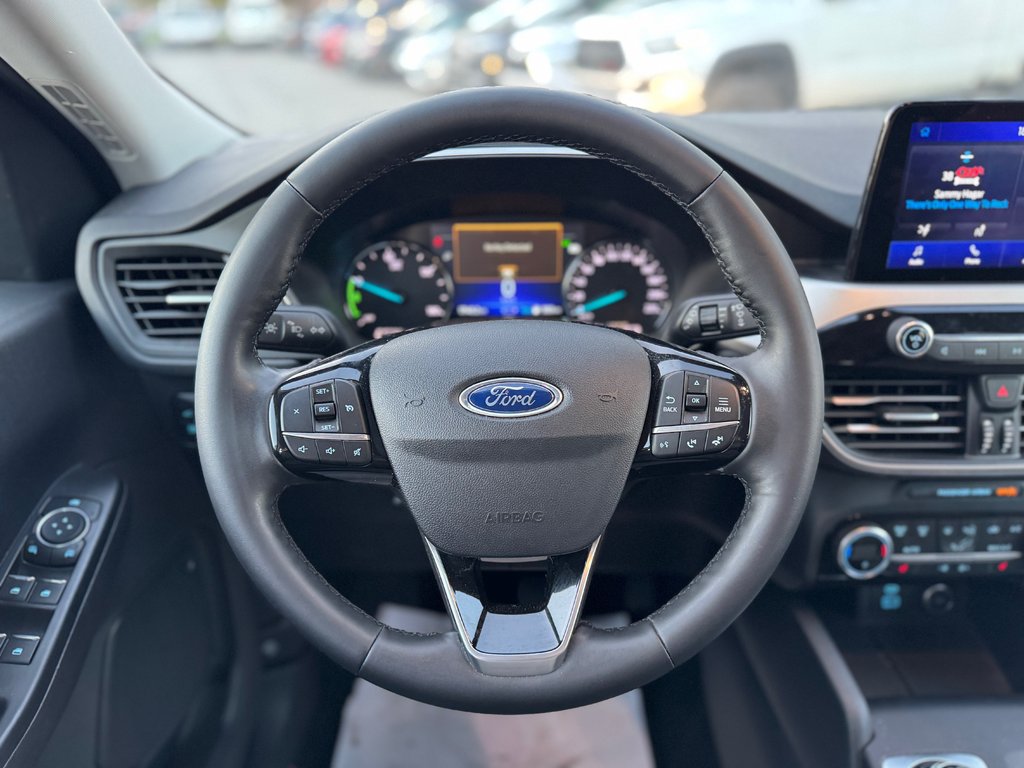 2021 Ford Escape SE Plug-In Hybrid in Terrebonne, Quebec - 21 - w1024h768px