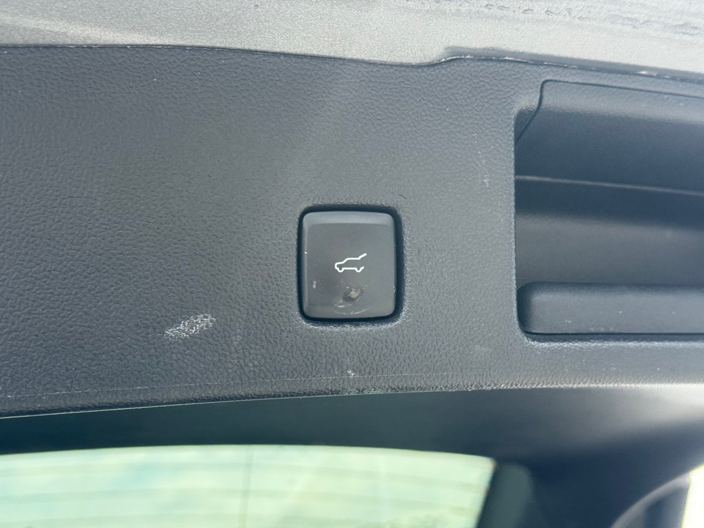 Ford Escape PHEV Navigation Caméra De Recul 2025 à Terrebonne, Québec - 17 - w1024h768px