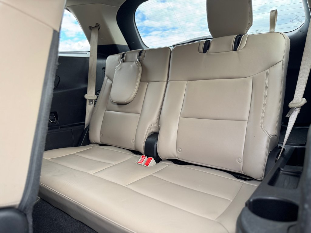 2021 Ford Explorer XLT 4WD Cuir Toit in Terrebonne, Quebec - 25 - w1024h768px