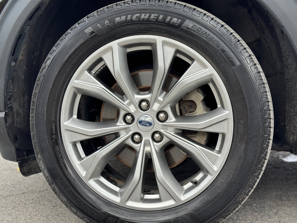 2021 Ford Explorer XLT 4WD Cuir Toit in Terrebonne, Quebec - 29 - w1024h768px