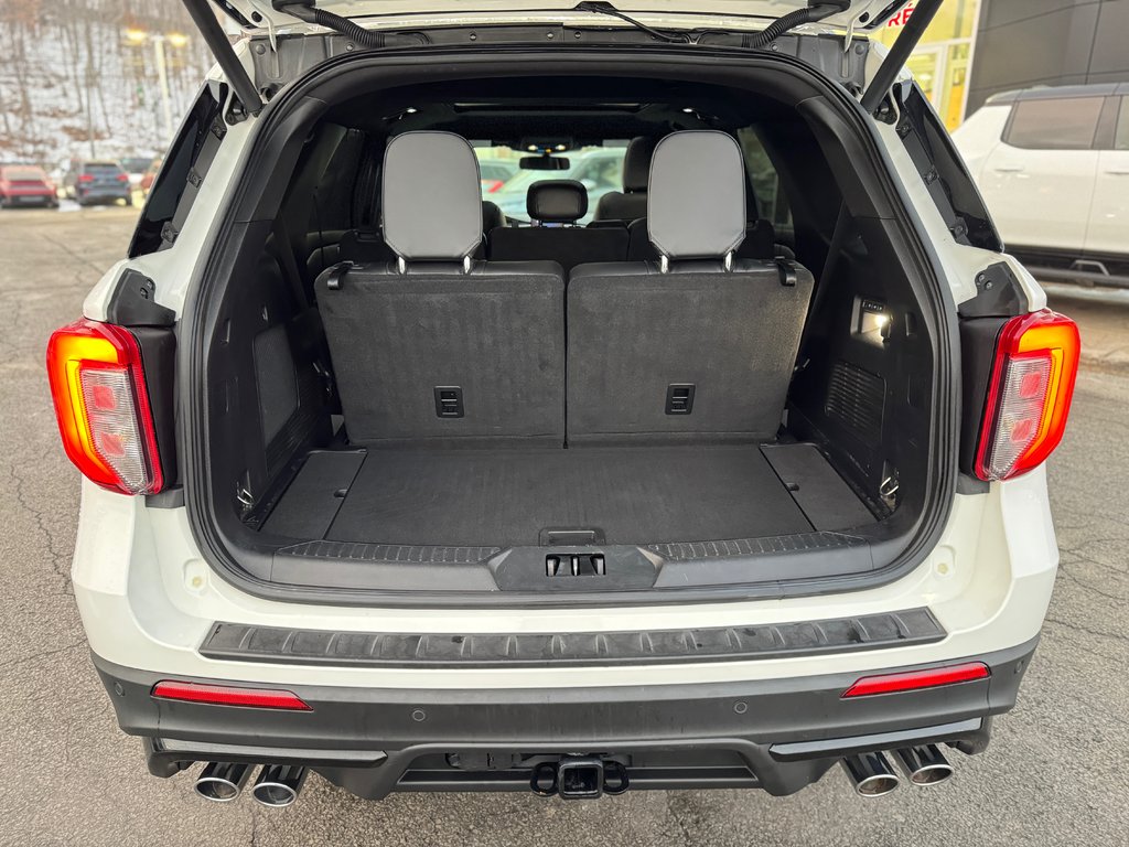 Ford Explorer ST Cuir Toit Panoramique 2022 à Terrebonne, Québec - 27 - w1024h768px