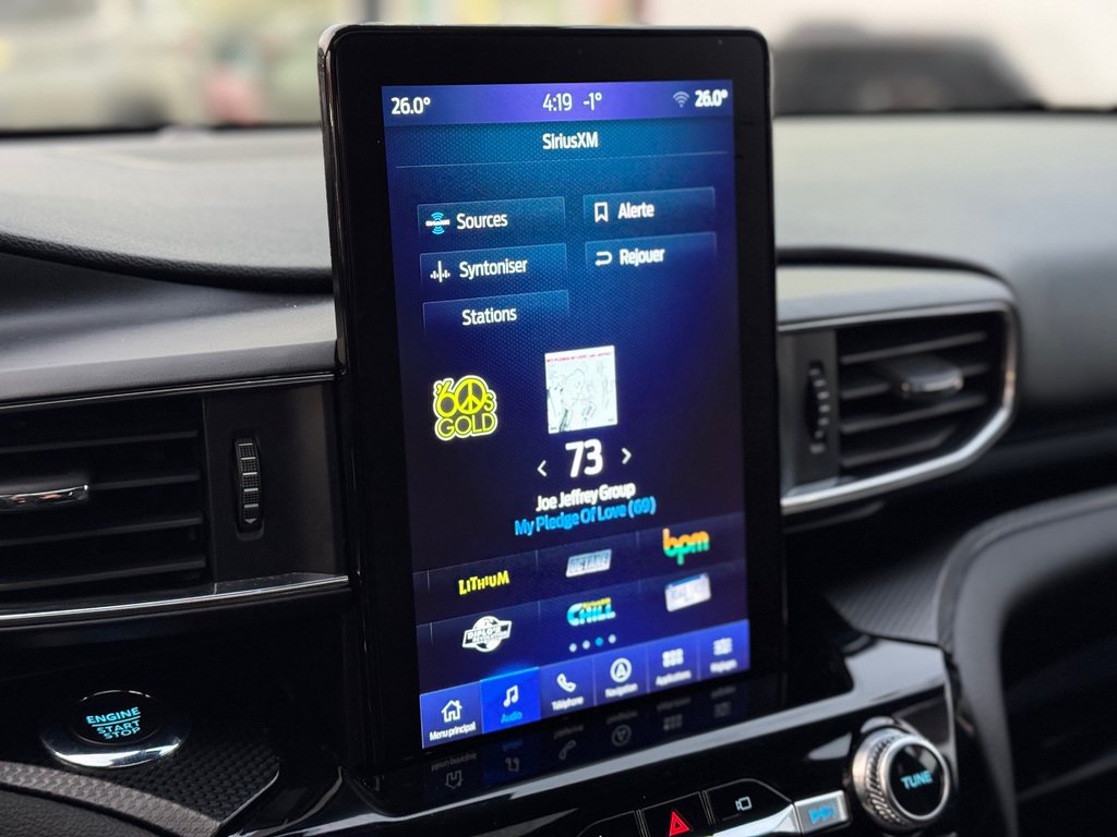 Ford Explorer ST Cuir Toit Panoramique 2022 à Terrebonne, Québec - 17 - w1024h768px