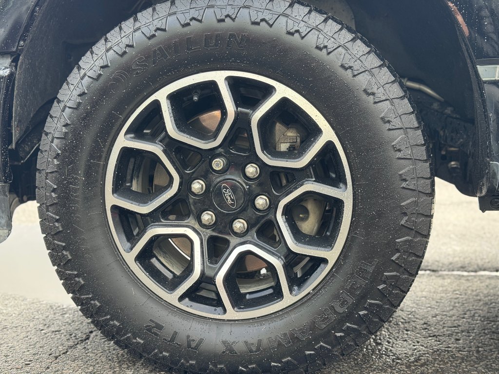 Ford F-150 XLT Powerboost  Air Climatisé Bluetooth 2022 à Terrebonne, Québec - 27 - w1024h768px