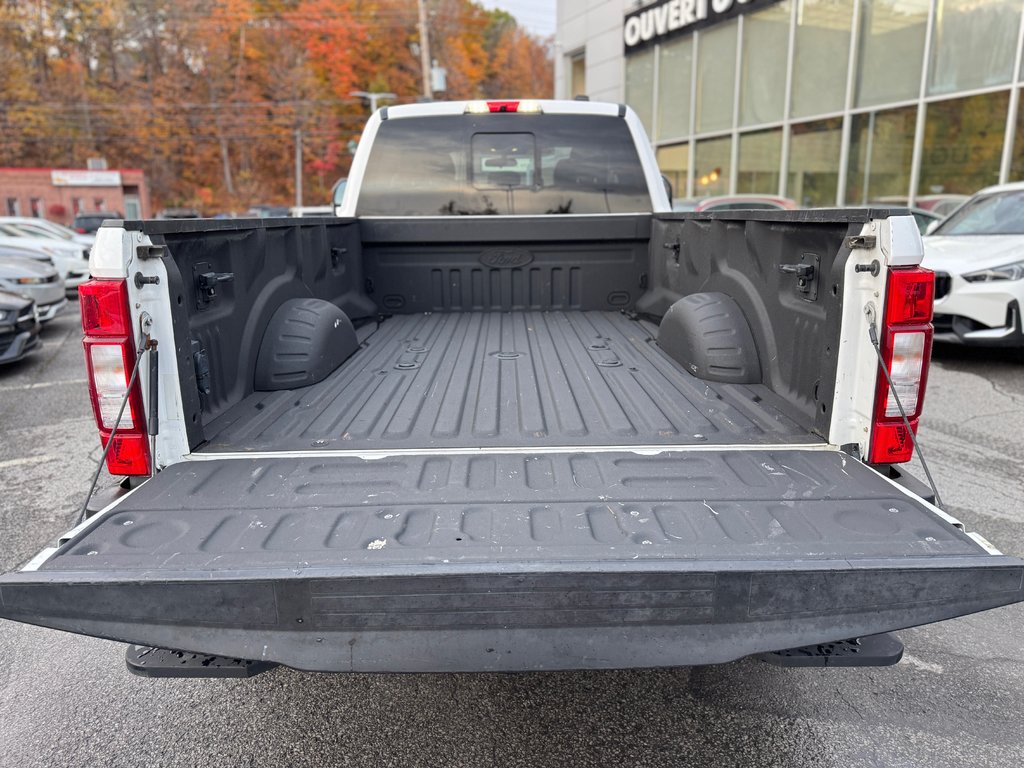 Ford F 250 XLT 7.3 V8 2020 à Terrebonne, Québec - 24 - w1024h768px