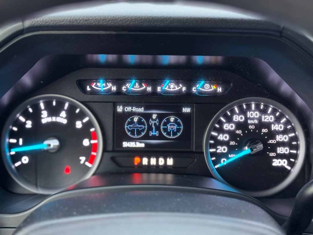 Ford F 250 XLT 7.3 V8 2020 à Terrebonne, Québec - 15 - w1024h768px