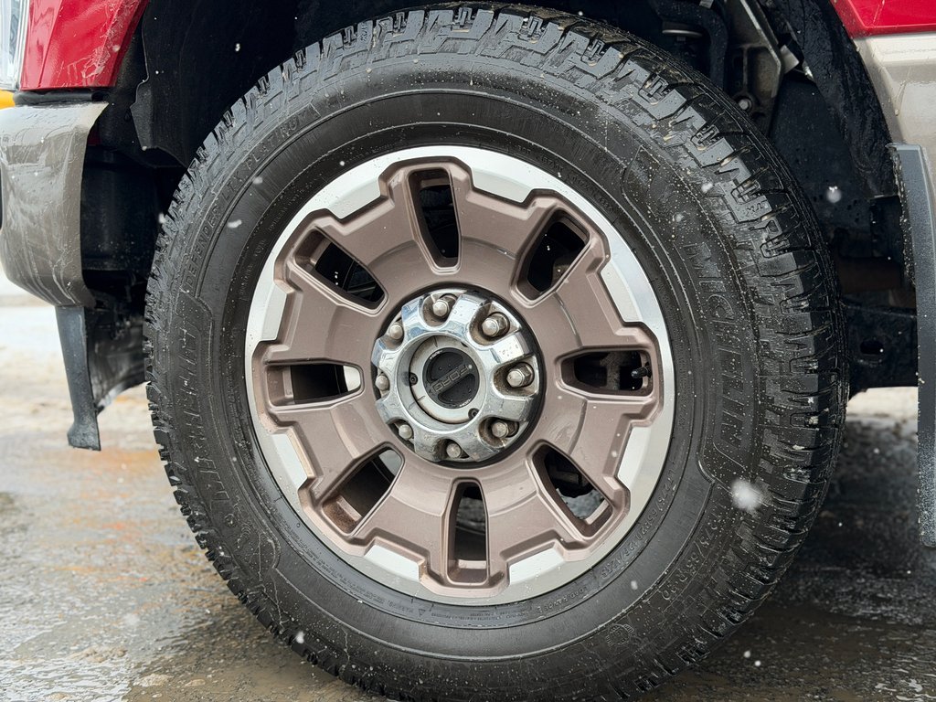 2023 Ford F-250 SuperDuty Crew Cab King Ranch Toit Panoramique in Terrebonne, Quebec - 28 - w1024h768px