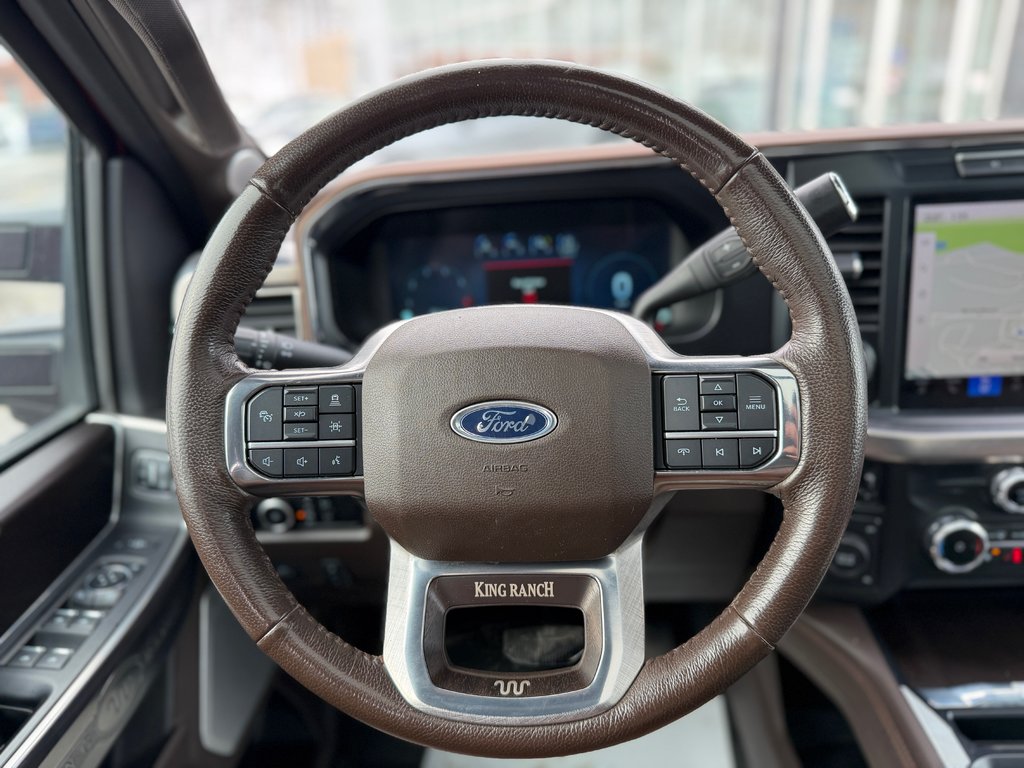 2023 Ford F-250 SuperDuty Crew Cab King Ranch Toit Panoramique in Terrebonne, Quebec - 22 - w1024h768px