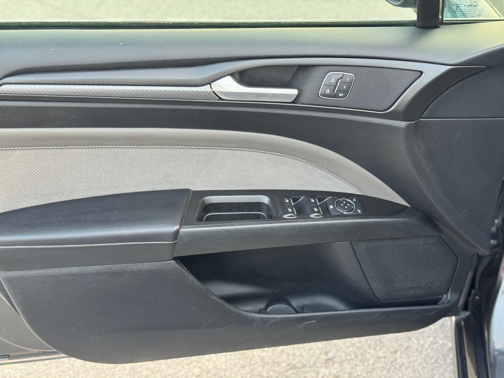 Ford Fusion Sport V6 Toit. Ouvrant Cam Rec Bas Kilo 2018 à Terrebonne, Québec - 8 - w1024h768px