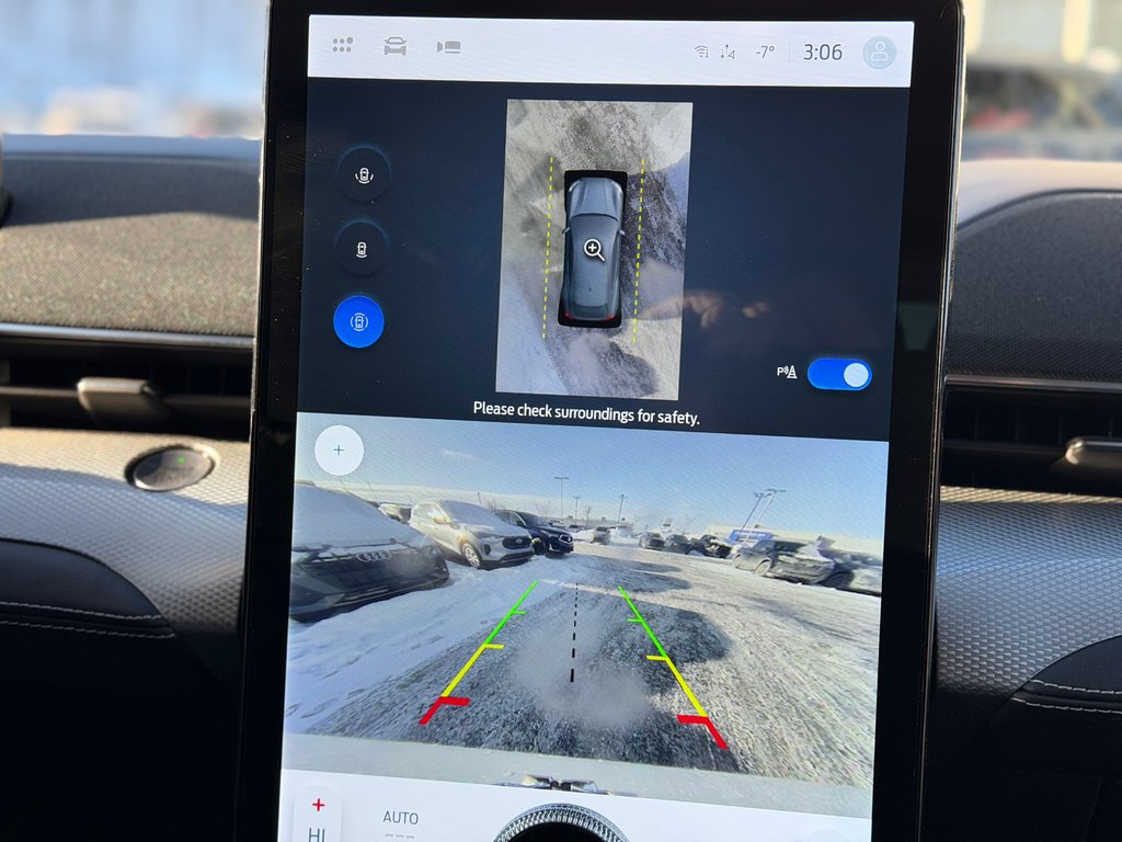 Ford Mustang Mach-E Select AWD Bas Kilométrage 2022 à Terrebonne, Québec - 18 - w1024h768px