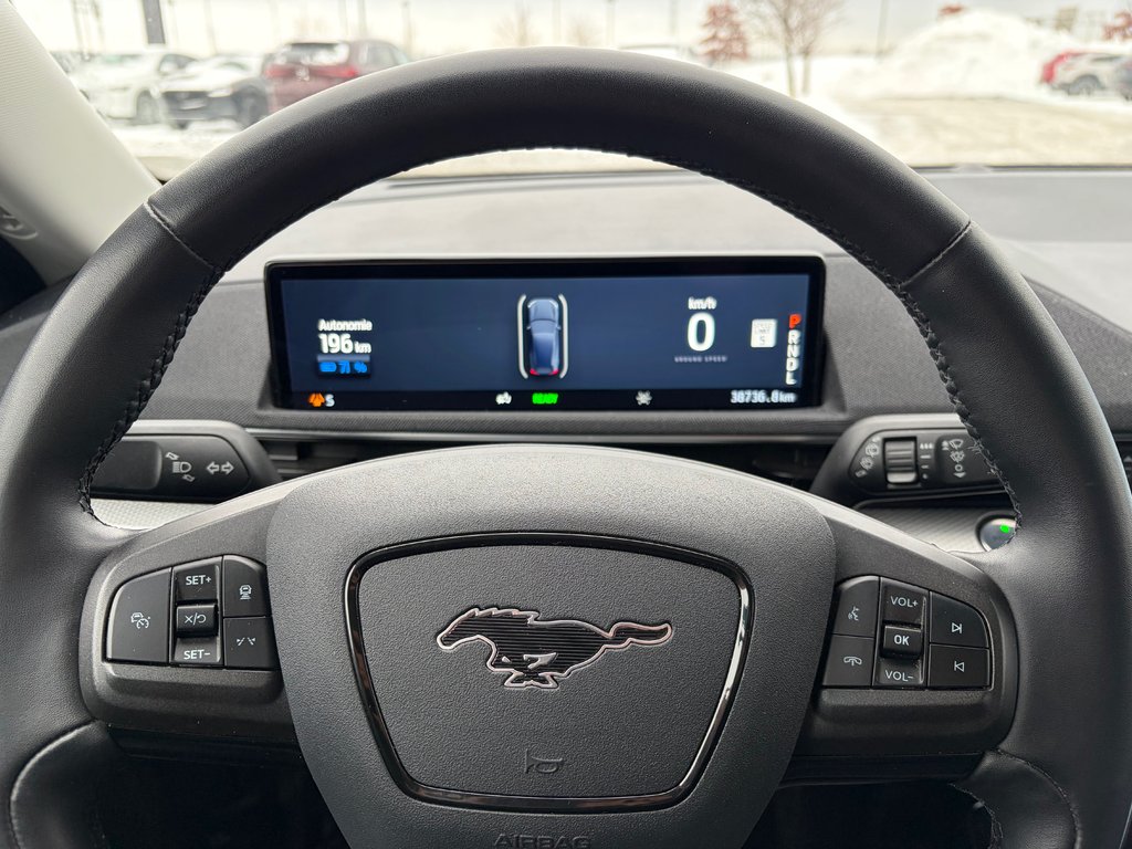 2022 Ford Mustang Mach-E SELECT BAS KM JAMAIS ACCIDENTÉ NAV in Boucherville, Quebec - 16 - w1024h768px