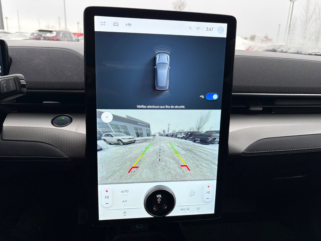 2022 Ford Mustang Mach-E SELECT BAS KM JAMAIS ACCIDENTÉ NAV in Boucherville, Quebec - 20 - w1024h768px