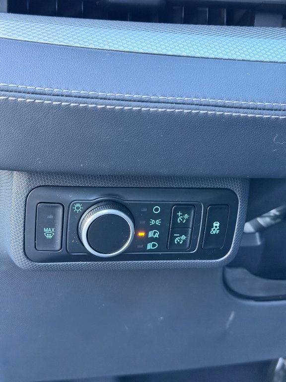 Ford Mustang Mach-E Select AWD Cuir Navigation 2023 à Terrebonne, Québec - 11 - w1024h768px