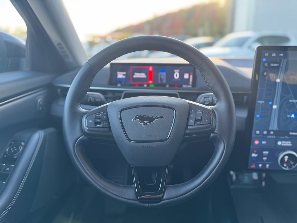 2024 Ford Mustang Mach-E Select AWD Bas Kilométrage * 7500km * in Terrebonne, Quebec - 21 - w1024h768px