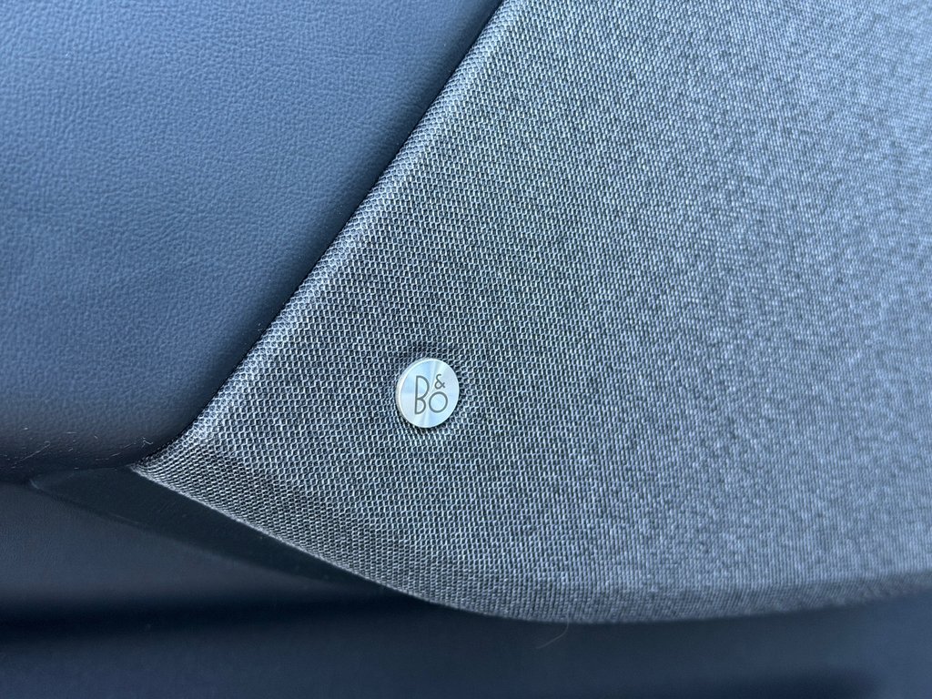 2024 Ford Mustang Mach-E Premium AWD Bas Kilométrage in Terrebonne, Quebec - 9 - w1024h768px